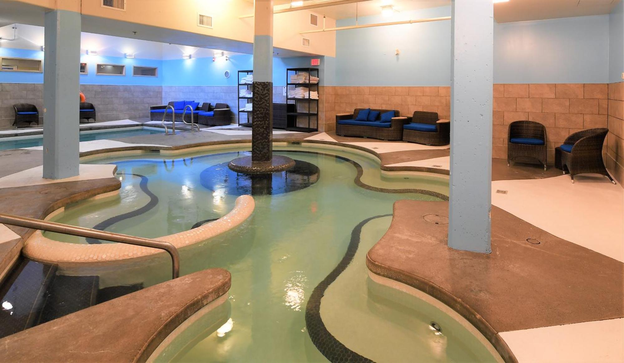 Penthouse At Solar A Resort And Spa Канмор Екстериор снимка